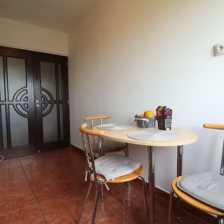 Apartament Nicos Apartman *
